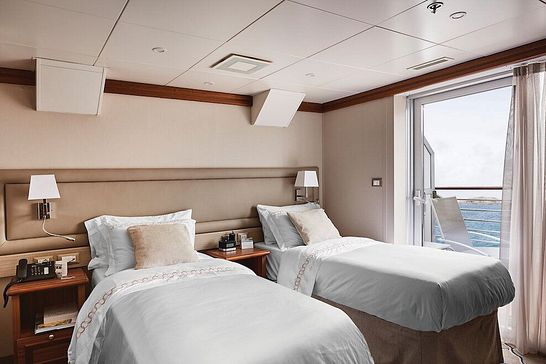 Silver Explorer - Silversea - Medallion Suite (ME)