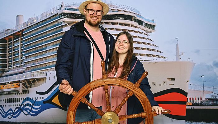 Tobi und Nina auf der AIDAcosma