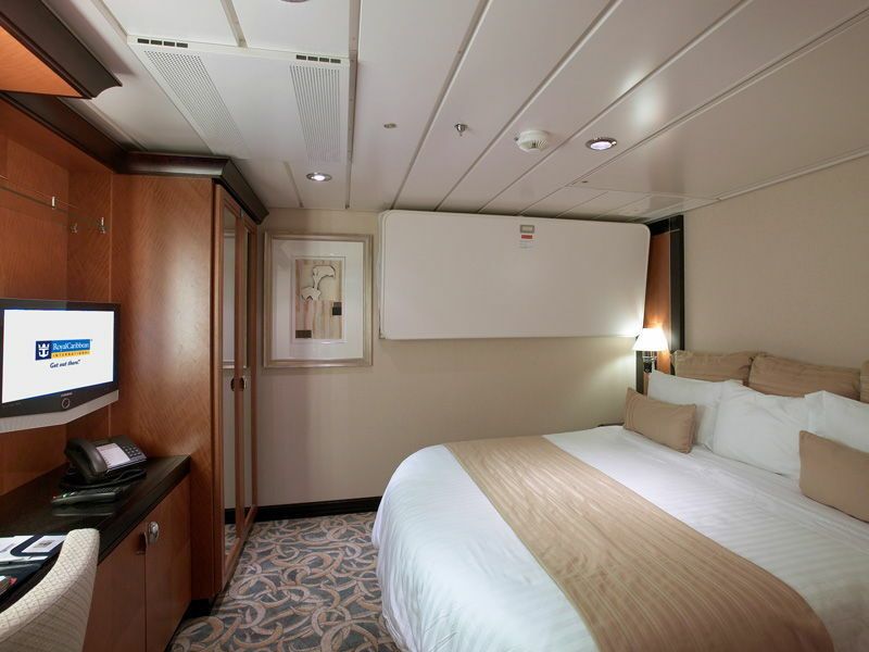 Freedom of the Seas - Royal Caribbean International - Promenade Family Kabine (1Q)
