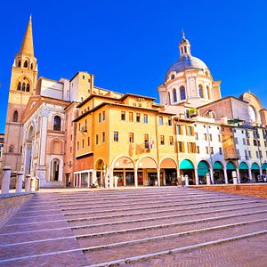 Gardasee_Torbole_AdobeStock_301605925 © EKH-Pictures_abo
