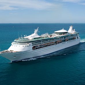 Enchantment of the Seas Außenansicht