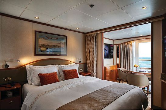 Silver Wind Expedition - Silversea - Silver Suite (SL)