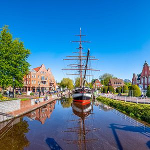 Gracht_Amsterdam_AdobeStock_172887689©CPN_MIO_ztv5