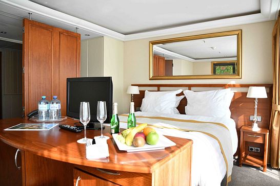 LADY CRISTINA - Ohne Reederei - SUITE