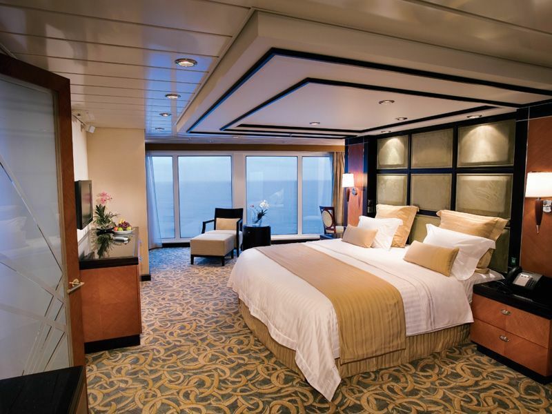Freedom of the Seas - Royal Caribbean International - Panoramic Oceanview Stateroom (VP)
