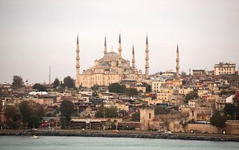 mittelmeer mit istanbul