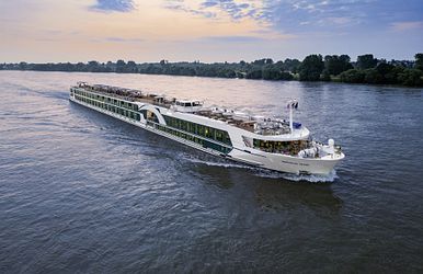 ms amadeus nova