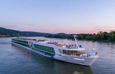 ms amadeus riva
