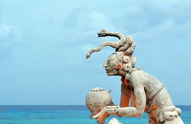 Schlangengott der Maya in Cozumel, Mexiko