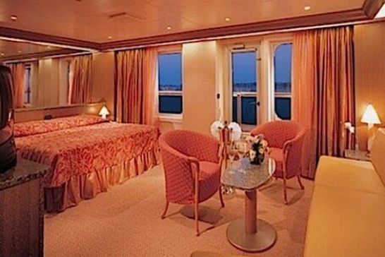 Carnival Splendor - Carnival Cruise Line - Grand Suite (GS)