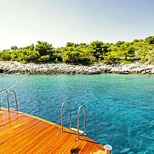 Azzuro Yacht