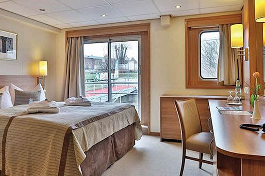 MS Junker Joerg - 1AVista - 2-Bett Oberdeck Junior-Suite deluxe, franz. Balkon (ODS)