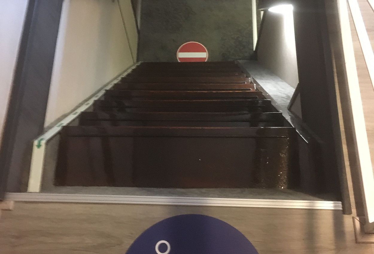 Einbahnstraße: Hier darf die Treppe nur abwärts genutzt werden