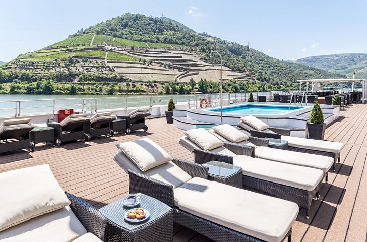 Impressionn zu nicko cruises - MS Douro Queen - Spektakuläre Weinberge und Lissabon