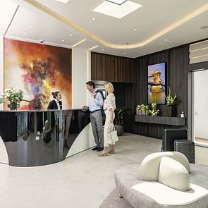 Amadeus Cara on Bord