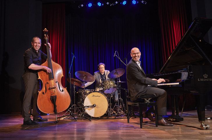 Impressionen zu Event- & Themenreisen - VIVA Cruises - Jazz-Kreuzfahrt auf der Mosel