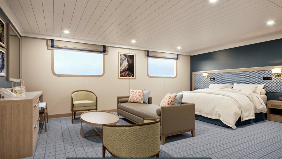 MS Santa Cruz II - Hurtigruten EXPEDITIONS - Darwin Suite, Panorama Deck (DS)