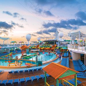 Das Pooldeck der Explorer of the Seas