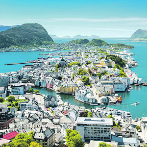 Alesund_AdobeStock_116280840 © wim_ztv5