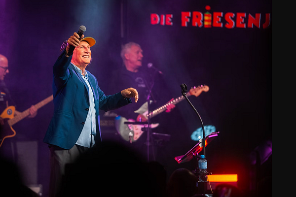AIDAspecial Moin Cruise Otto und die Friesenjungs