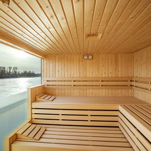 Aurelia, Sauna