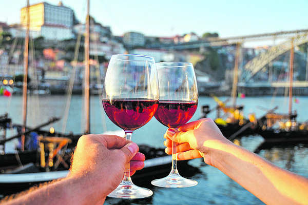 Q:\Destinationen\Portugal\Festland\Porto\AdobeStock_217311433_c aproposx_abo_ztv5.tif