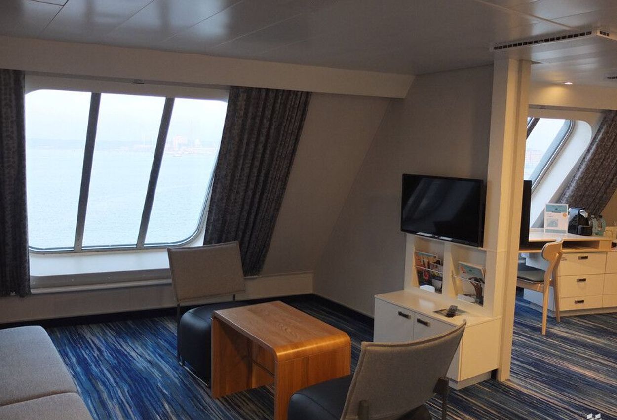 Eine der gemütlichen Familien-Außenkabinen an Bord der Mein Schiff 2