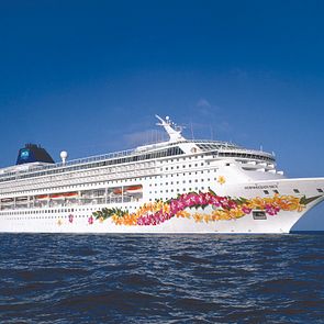 Norwegian Sky - Norwegian Cruise Line - Norwegian Sky