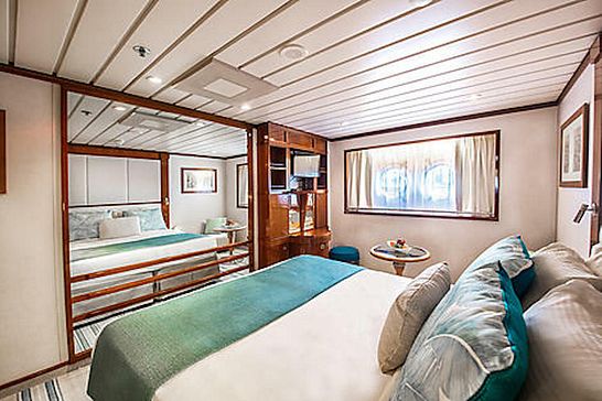 PAUL GAUGUIN - Ponant - PORTHOLE STATEROOM - 3 (F)