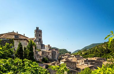Blick auf Viviers Frankreich