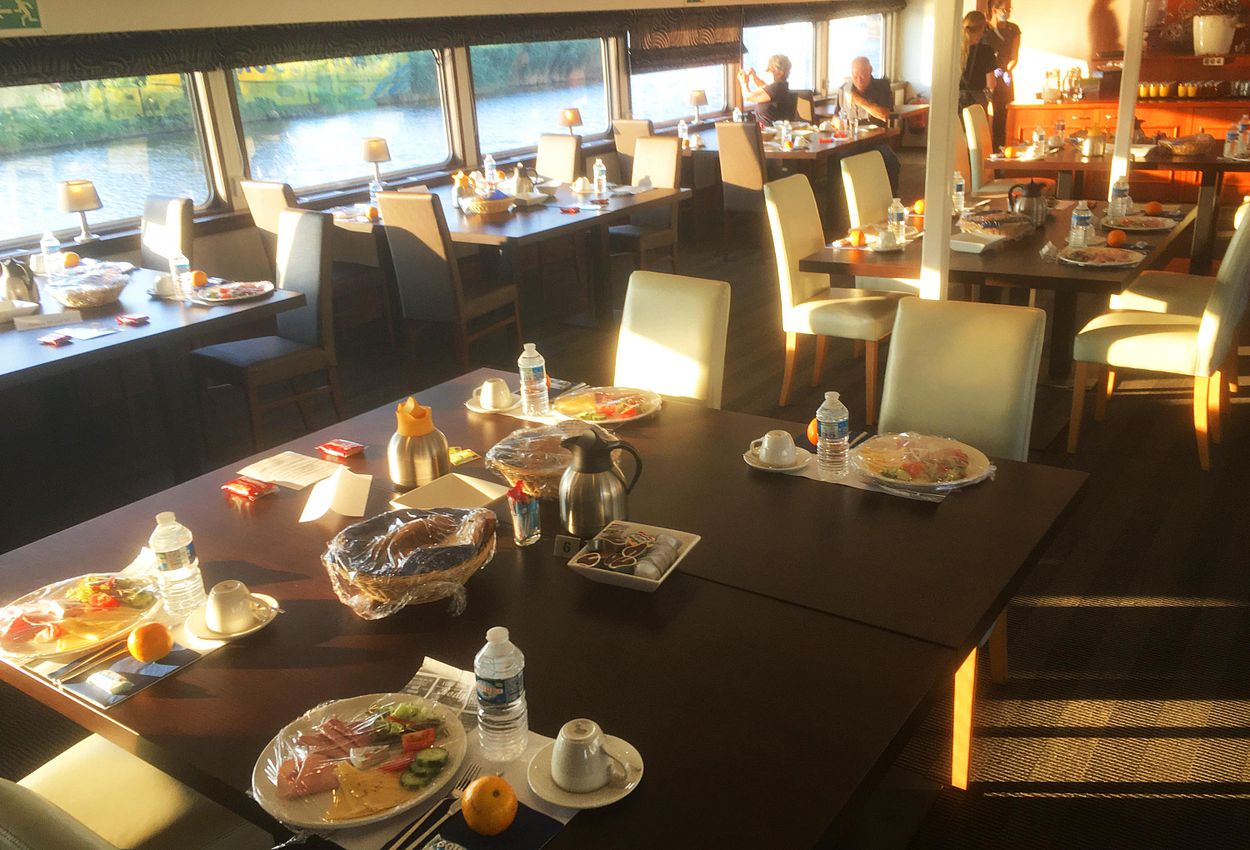 Das leckere Frühstück an Bord