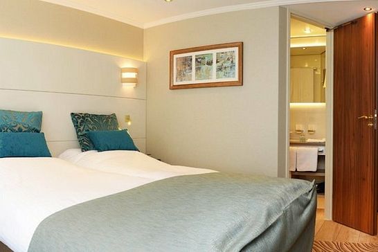 MS Anesha - Phoenix Flusskreuzfahrten - Zweibett zur Alleinb. mit frz. Balkon Saturndeck (I)