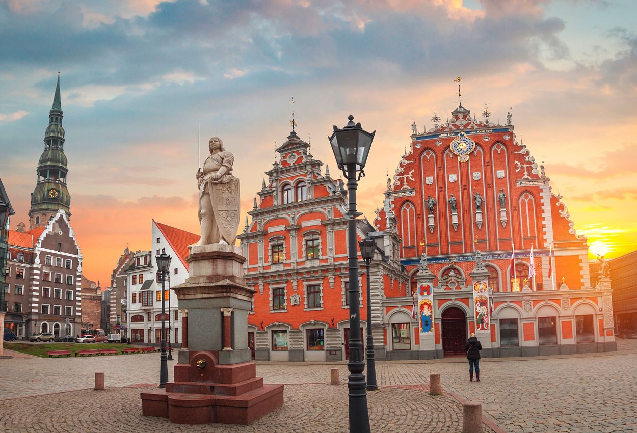 ©shutterstock/Skreidzeleu