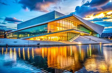 Die Osloer Oper in der Abenddämmerung