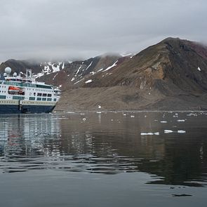 Spitsbergen HX Expeditions