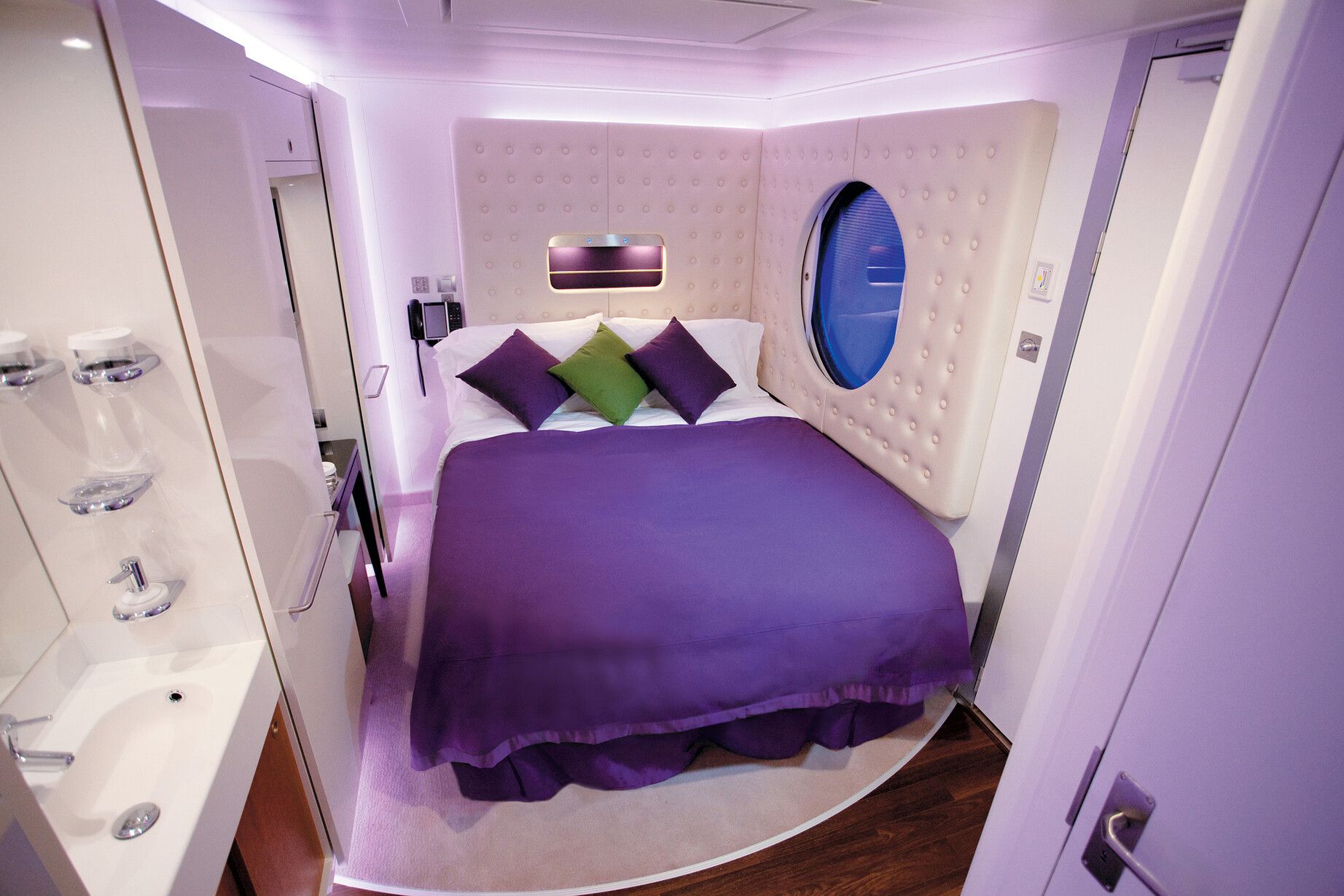 Norwegian Epic - Norwegian Cruise Line - Studio