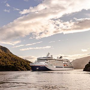 HANSEATIC nature - Hapag-Lloyd Cruises - HANSEATIC nature