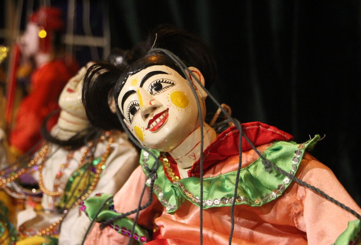 Puppenspieler an Bord - Paukan