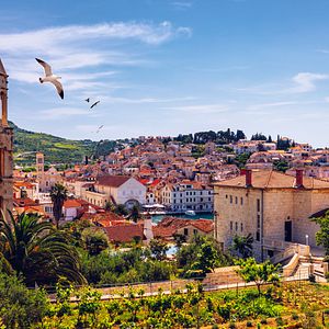 MS EUROPA 2_Essen und Trinken_Yachtclub Restaurant