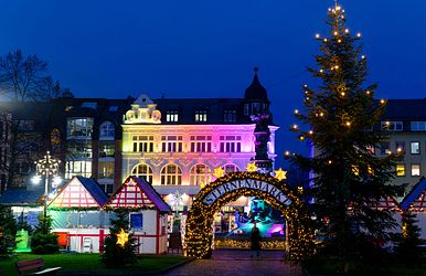 adventszeit auf dem fluss