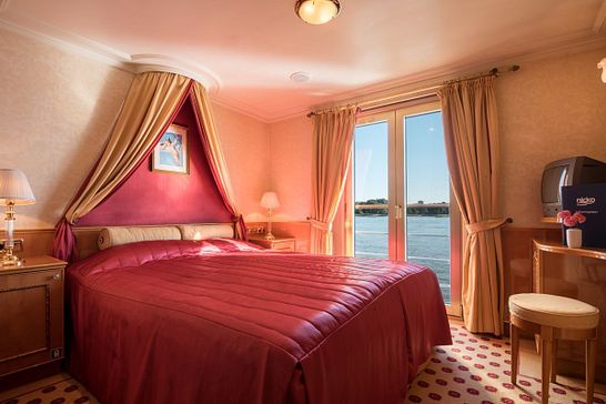 MS CASANOVA - Nicko Cruises - Glücks Außenkabine Oberdeck mit französischem Balkon (OG)