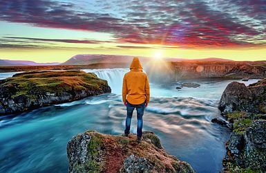 Q:\Destinationen\Island\Wasserfall Godafoss\Godafoss_AdobeStock_278265800©Lukas Gojda_abo_erw._pso.tif