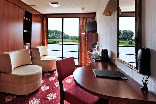 CRUCEVITA - Ohne Reederei - Promenadendeck-Außenkabine