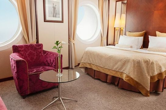 Color Magic - Color Line - 5-Sterne Doppelkabine Color Suite mit Meerblick (O6)