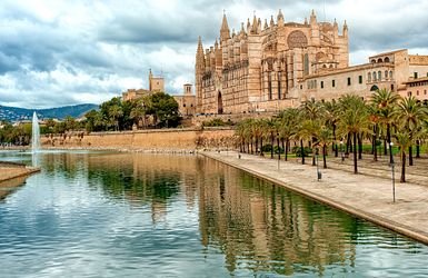 Blick auf die Kathedrale von Palma de Mallorca