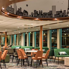 Seine Comtesse nicko Cruises