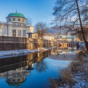 Bad Kissingen_Saale_Regentenbau_Arkadenbau von hinten_AdobeStock_554668340© Val Thoermer