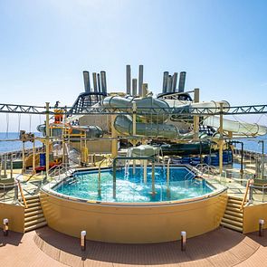 MSC Virtuosa Pool
