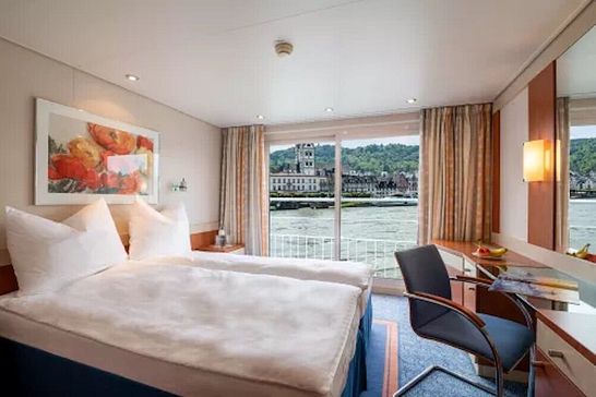 CELINA - Nicko Cruises - 2-Bett Mitteldeck achtern mit französischem Balkon Vollpension (MX)
