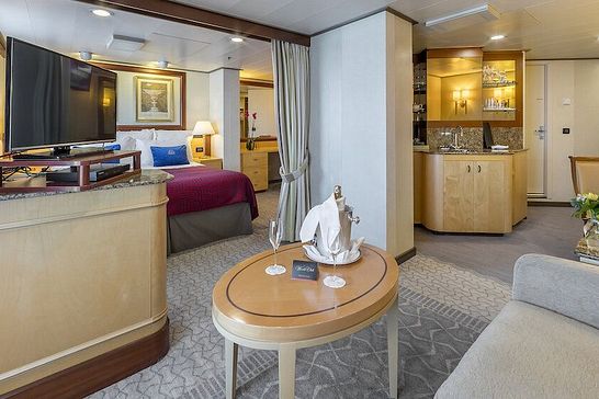 Queen Victoria - Cunard Line - Queens Suiten, Achtern, Deck 4, 5, 8 (Q5)